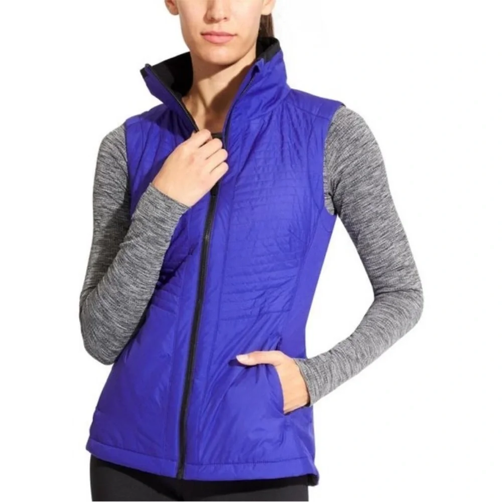 Athleta Sprinter Vest size medium in Vibrant Cobalt - Picture 5 of 5